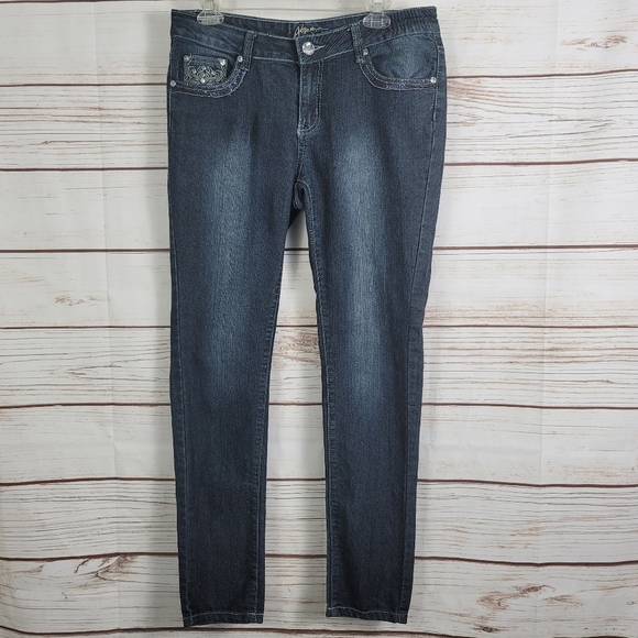 At Seven | Jeweled Butterfly Skinny Jeans - Picture 2 of 7